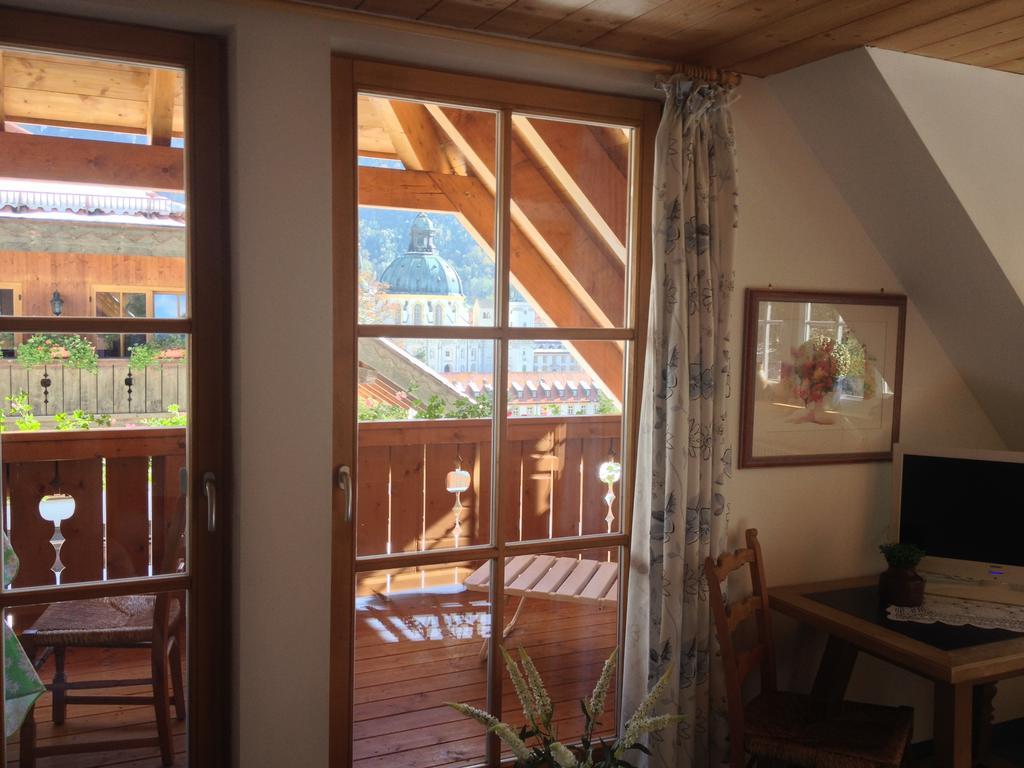 Gasthof Blaue Gams Ettal Rom bilde